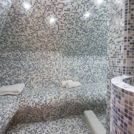 Barovic And * זלאטיבור